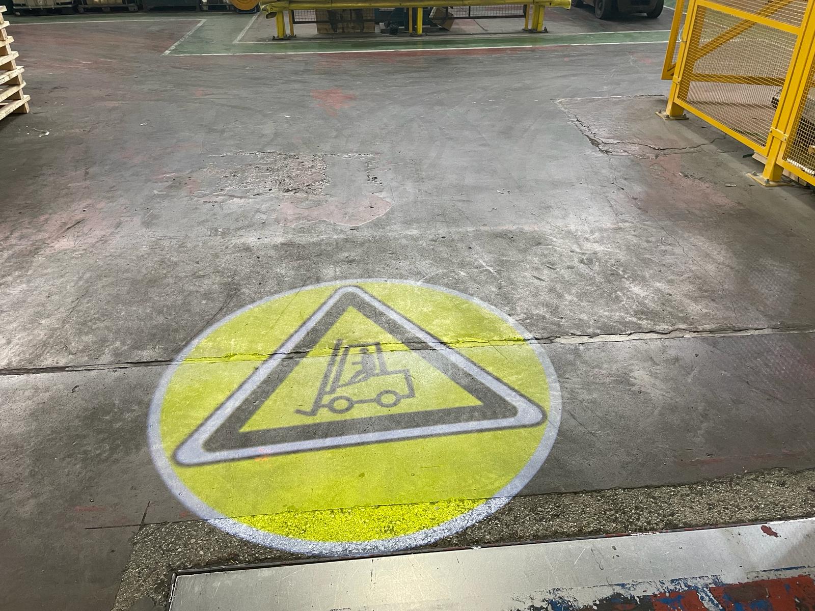 Projected floor marking FLT warning interactive